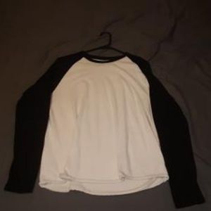 Old Navy baseball tee